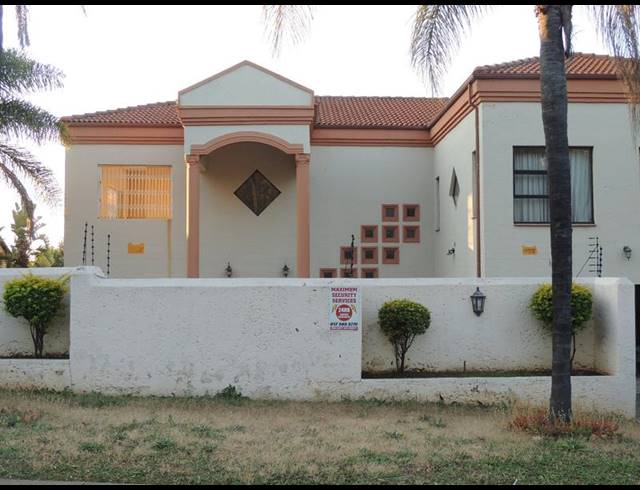 5 BEDROOM HOUSE FOR SALE IN AMANDASIG